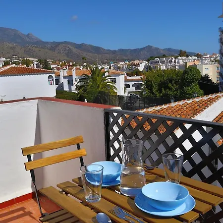 Апартаменты Verano Azul, Нерха